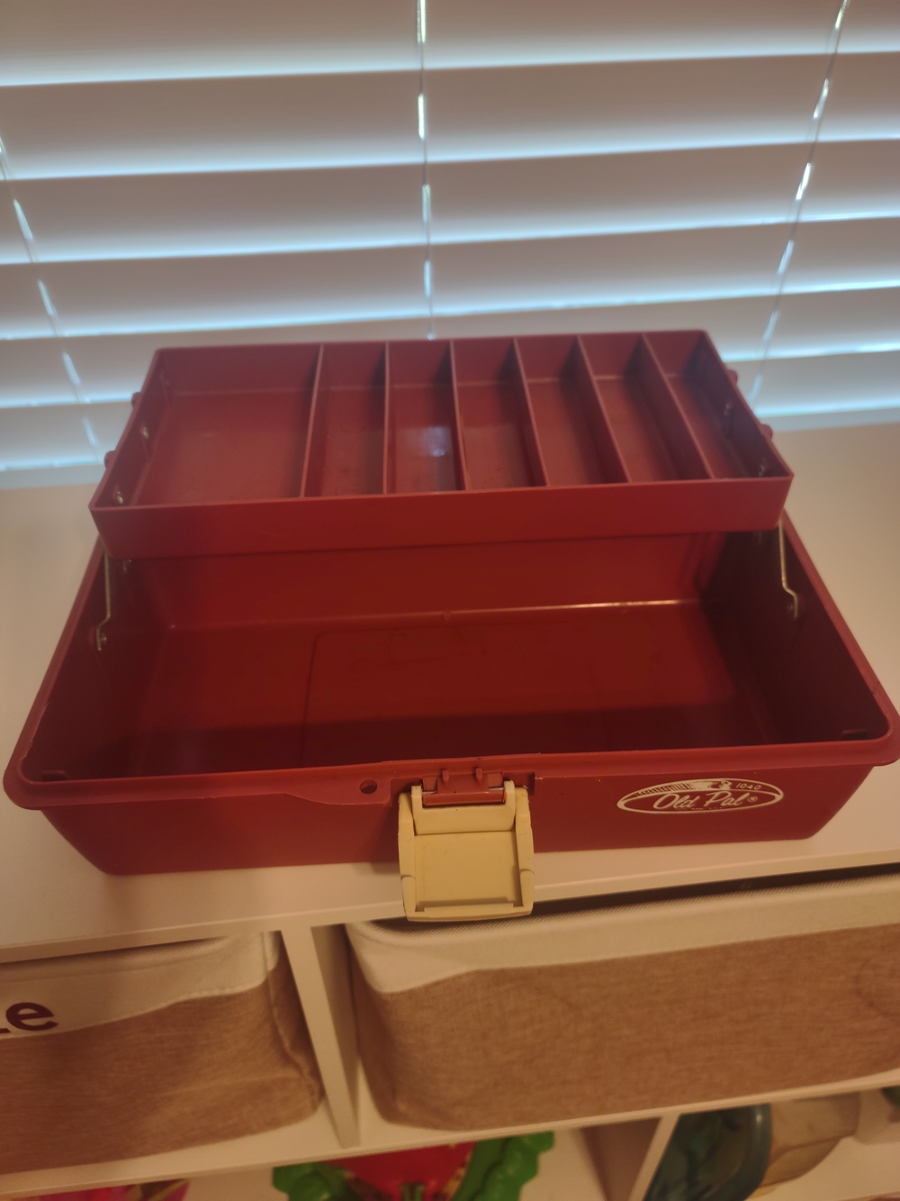 Red Portable Storage Toolbox - Picture 4 of 4
